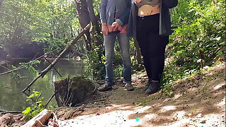 Perfect stranger MILF jerked me withdraw near be passed on swimming-pool